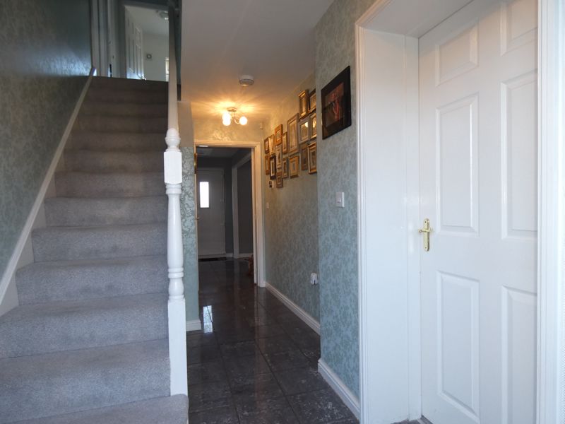 Entrance Hallway- click for photo gallery